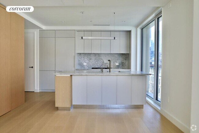Building Photo - 250 E 25th St Rental