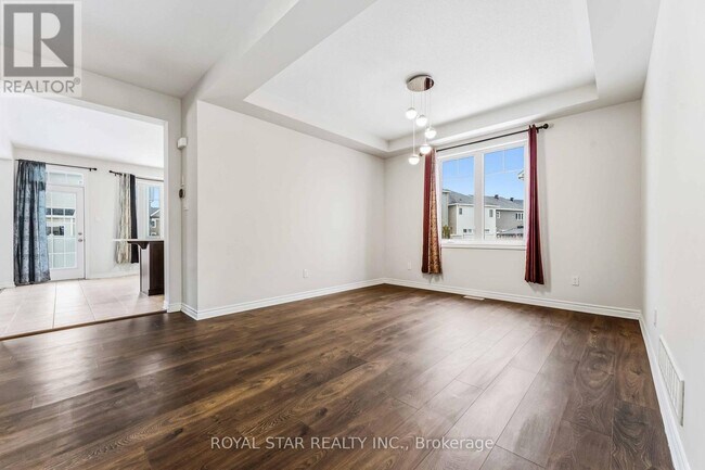 Photo - 284 Ponderosa St