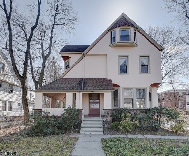 Building Photo - 318 Claremont Ave