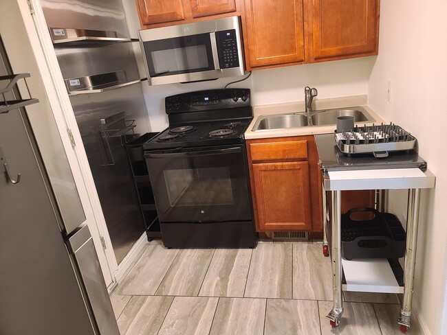 Photo - 154 Aparicio Dr