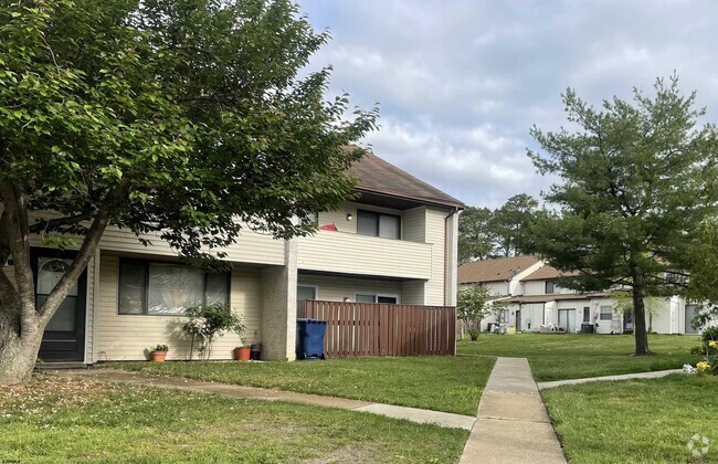 Building Photo - 2142 Rhododendron Ct Unit 2412 Rental