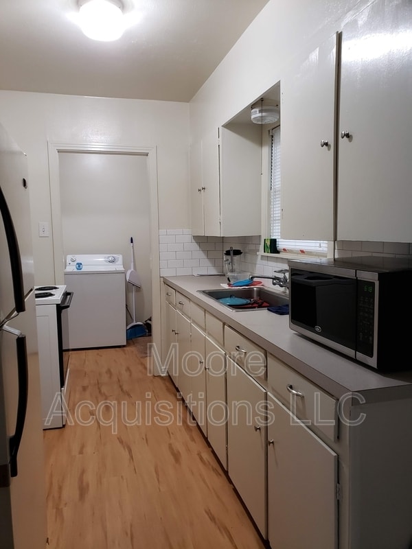 Photo - 1308 N Travis St House