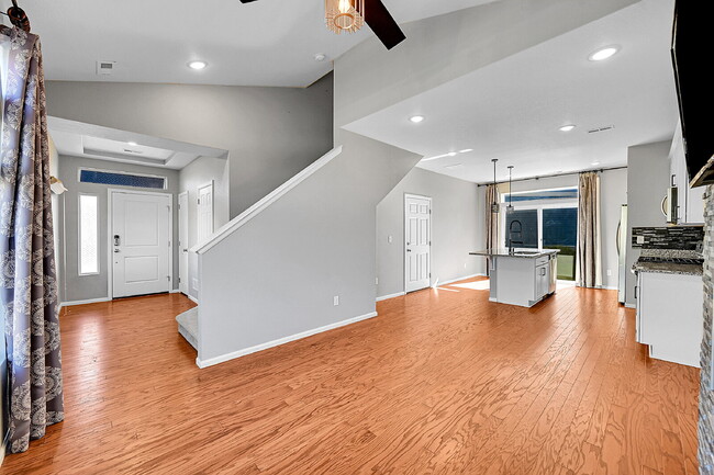 Photo - $2,595.00, 2-bed, 2.5-bath located in Aurora.