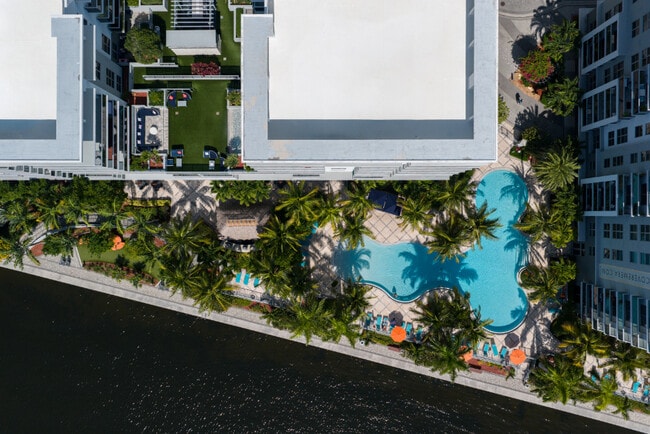 Photo - Emera Port Royale