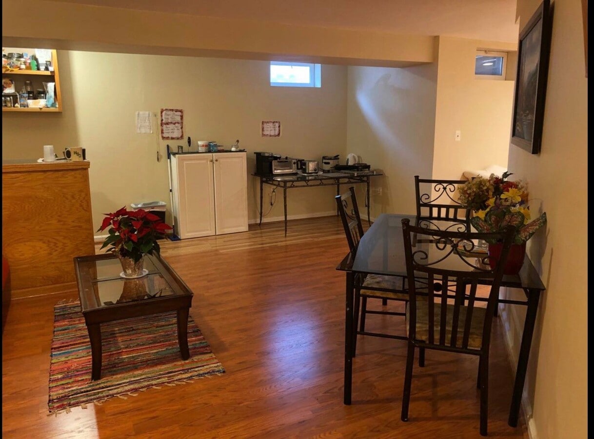 Photo - 720 Emerald Hill Dr NE