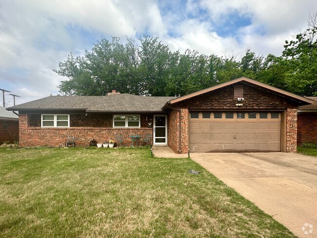 Building Photo - 3Bed/2Bath Available 5/16! Rental