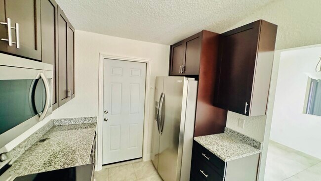 Photo - 225 Rail Ave