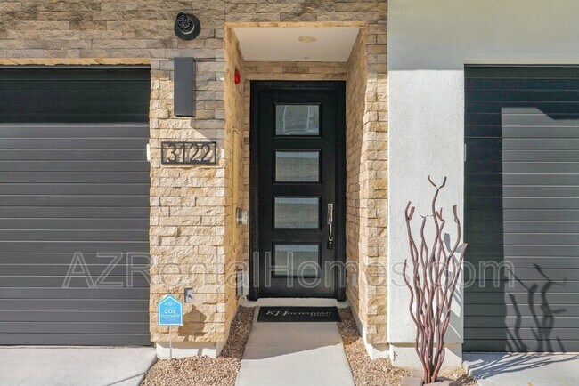 Photo - 3122 N 71st St