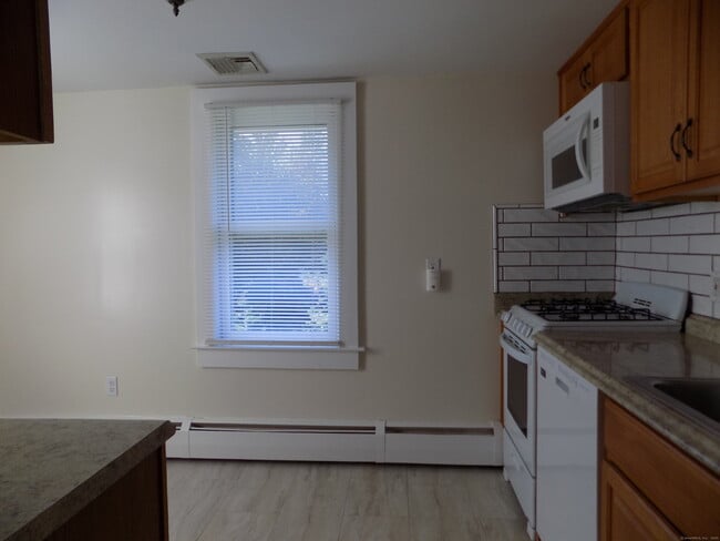 Photo - 6 Hillside Ave Unit B
