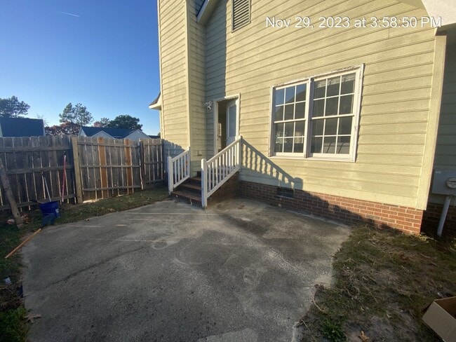 Photo - 5128 Thackerary Drive