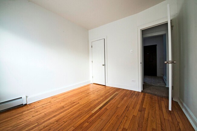 Photo - 7229-33 S Yates Blvd Chicago, IL 60649