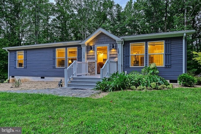 Building Photo - 104 Privacy Rd