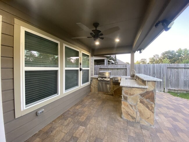 Photo - 18326 W Hardy Rd