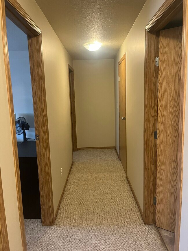 Photo - 9836-9896 96 Ave Unit C