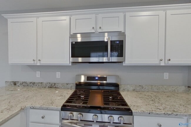 Photo - 394 Angela St