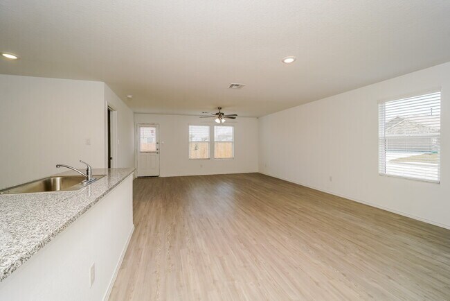 Photo - 2461 Vesper Bnd