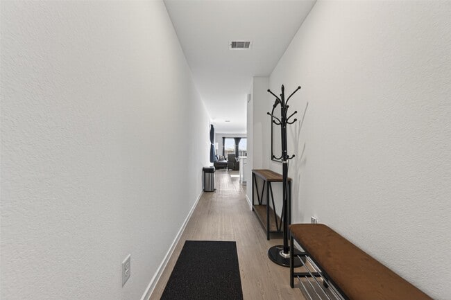 Photo - 28923 Great Cyn Dr