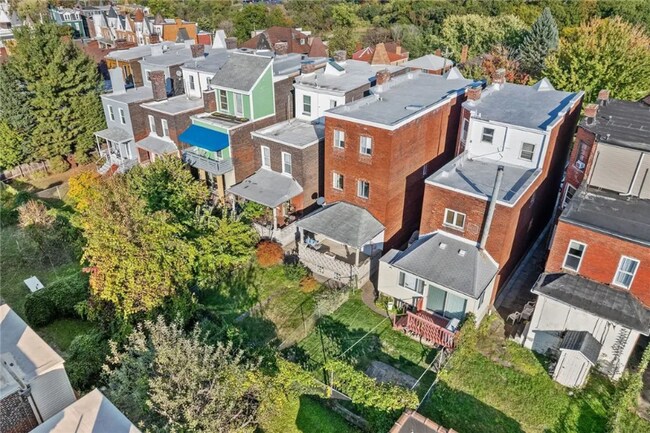 Photo - 3437 Parkview Ave Unit A