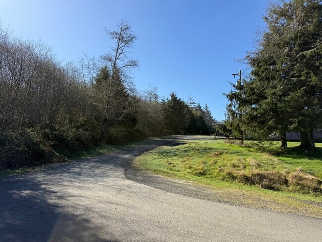 Photo - 1601 N 4th Ave