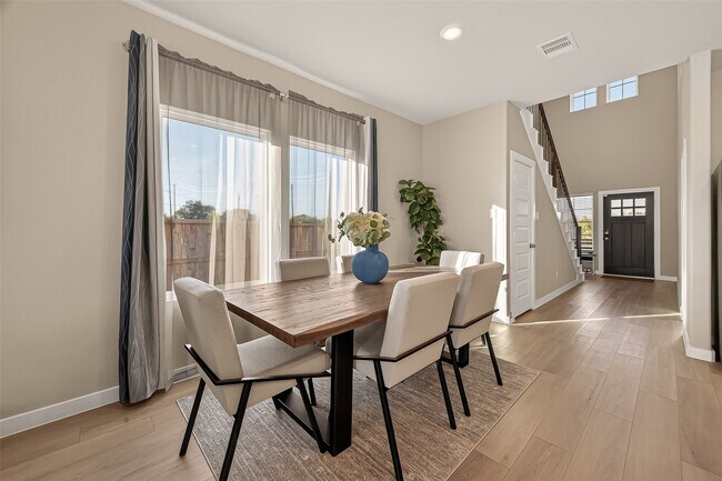 Photo - 5516 Madden Ln