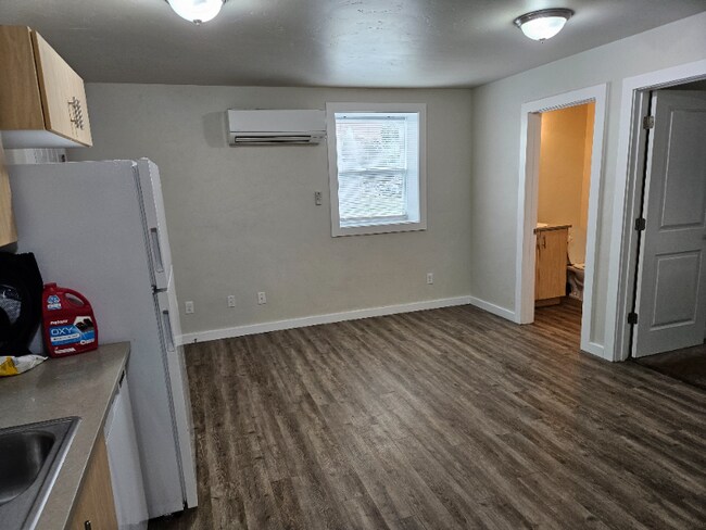 Photo - 1401 Oakley Ave Unidad 11