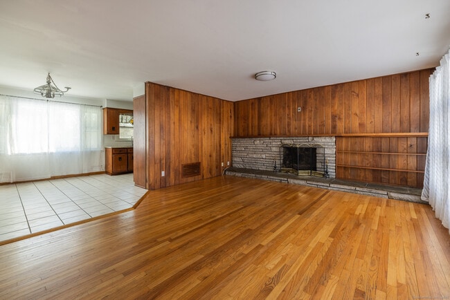 Photo - 3845 Old Town Rd