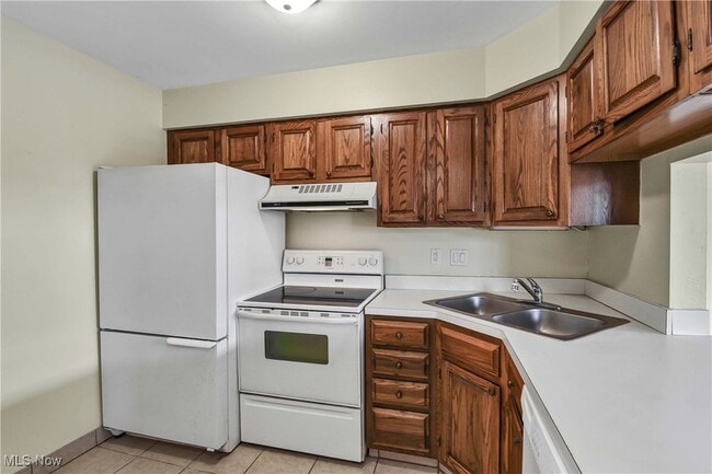 Photo - 5544 Beach Ct