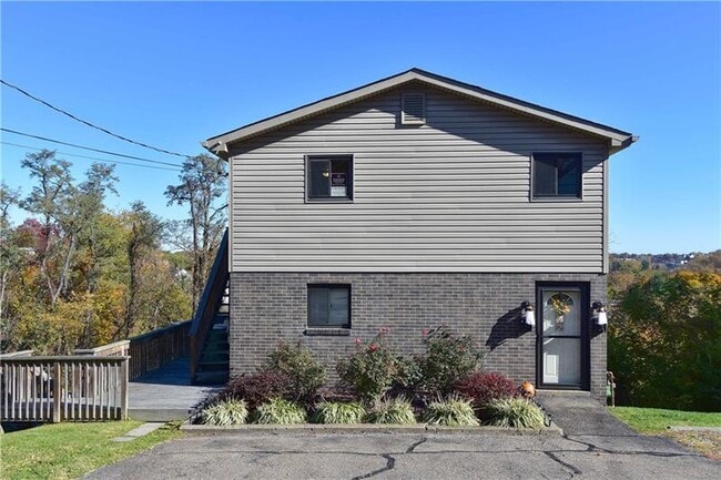 Photo - 123 3rd St Townhome