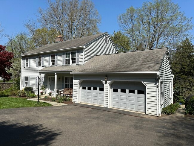 Building Photo - 24 White Oak Shade Rd Rental