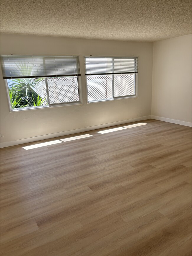 Photo - 315 Longfellow Ave Unit 315