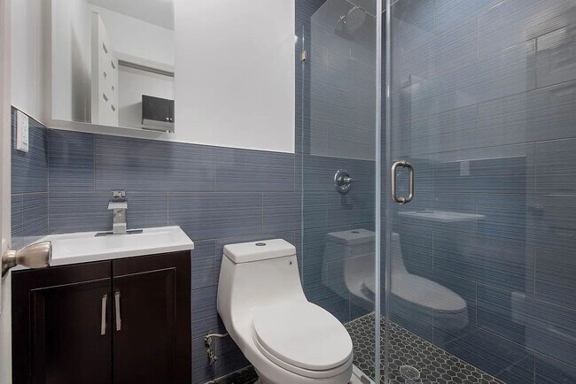 Photo - 165 Attorney St Unit 5C