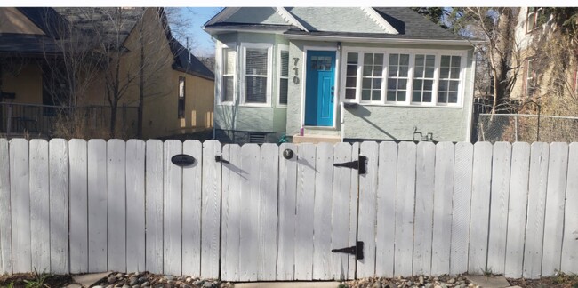 Photo - 710 E High St