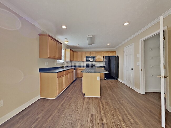 Photo - 102 Baker Springs Ln