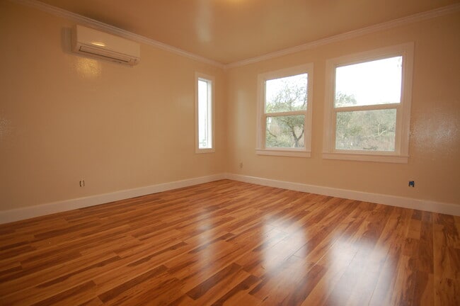 Photo - 8492 Trenton Rd