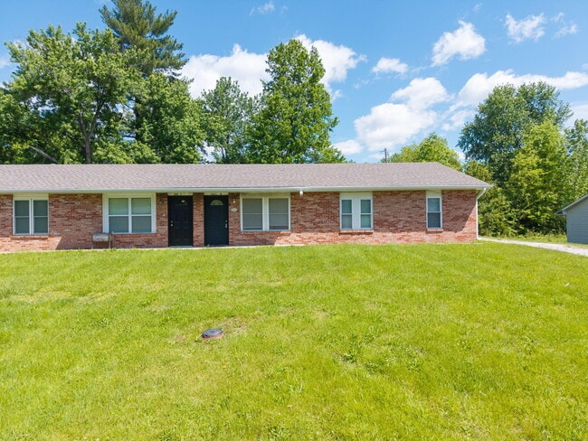 Photo - 2601 E Oakbrook Dr