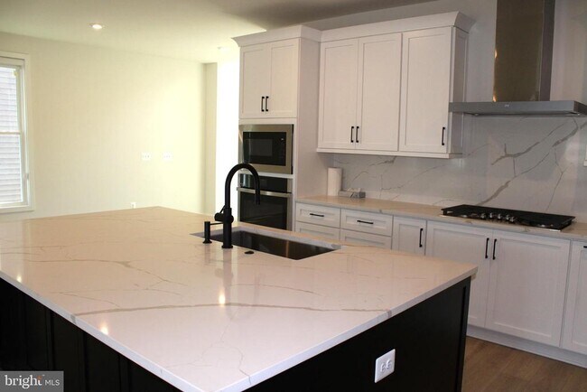 Photo - 41887 Night Nurse Cir