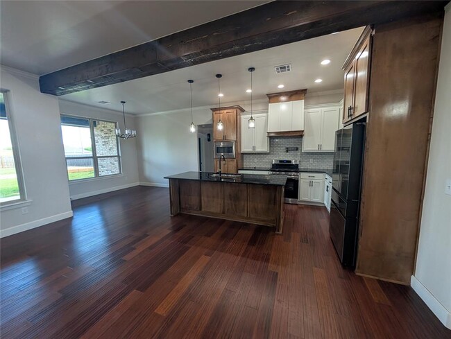 Photo - 405 NW 115th St