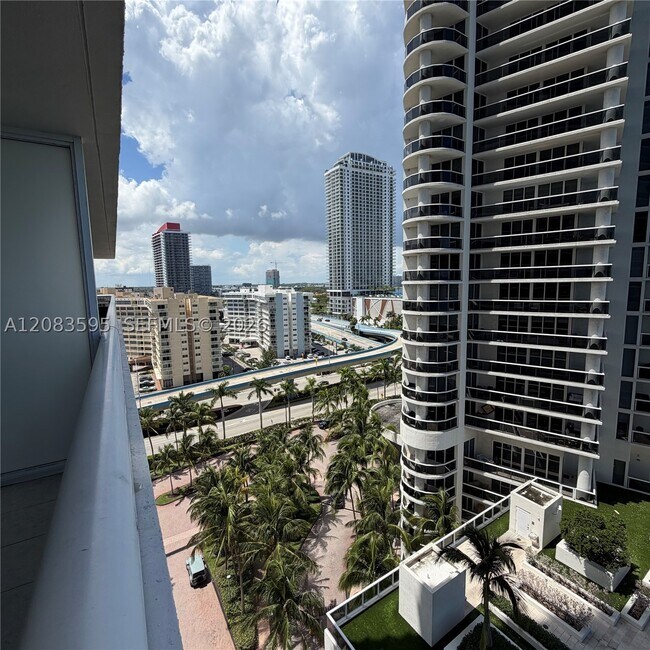 Photo - 1830 S Ocean Dr Unit 1409