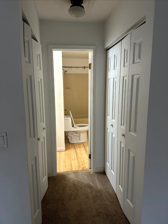 Master Bathroom - 21 Chestnut Dr Condo Unit 21