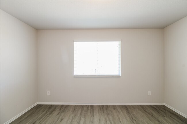 Photo - 14000 Lahontan Dr