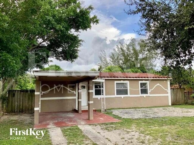 Building Photo - 1525 NW 126th St Rental