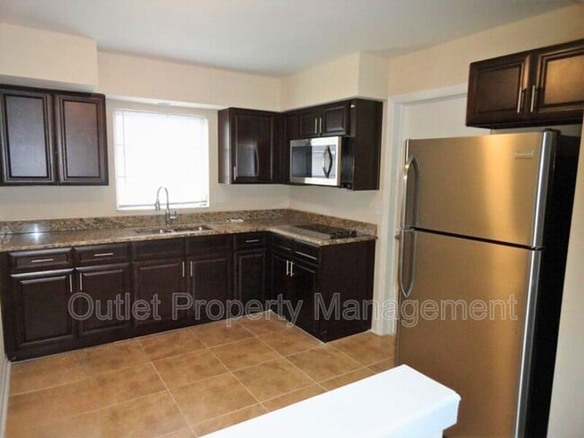 Photo - 610 S Lake Formosa Dr