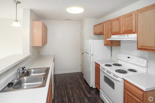 2BR, 2BA - 1085 SF - Forest Ridge Apartment Homes