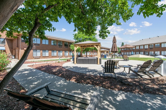 Trailhead at Longmont