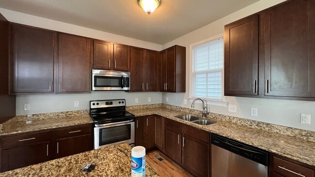 Photo - 2008 Cedar St Unit #1