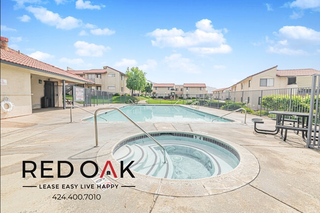 Photo - 6601 Victoria Ave Unidad 484