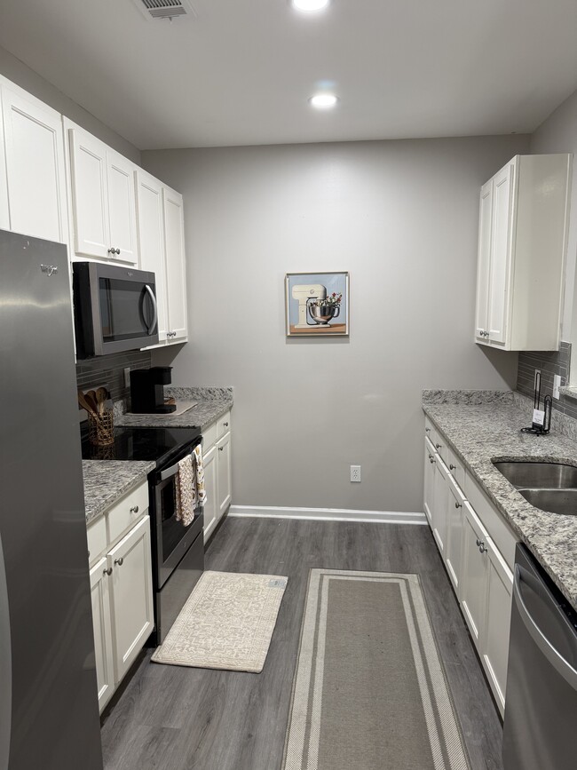 Photo - 8662 Thomas Rd