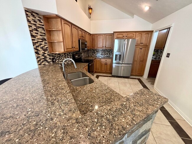 Photo - 433 Deer Lake Pl Unit 43