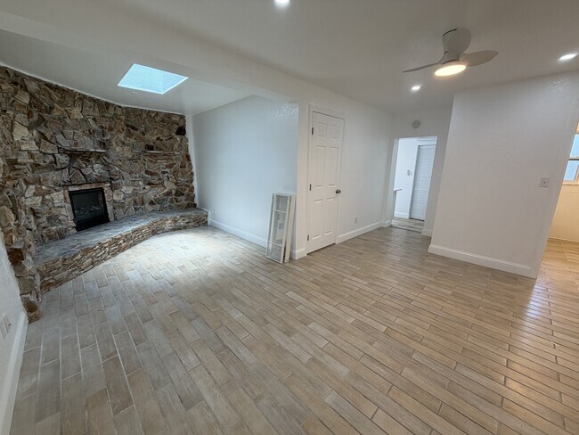 Photo - 1 Bed/1 Bath