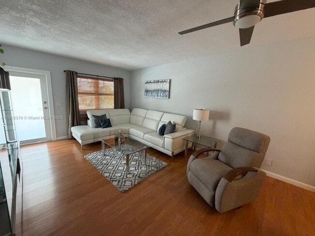 Photo - 630 Layne Blvd Unit 215